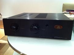  Unico II - front view